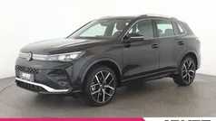 Deep black perleffekt Gebraucht 2024 VW Tiguan R-line SUV | 49.484 € (Fairer Preis)
