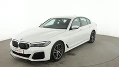 Weiß Gebraucht 2022 BMW 530 M Sport Limousine | 39.880 € (Fairer Preis)