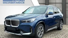 Blau Neu 2025 BMW iX1 xLine SUV | 47.900 € (Guter Preis)