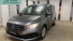 Chromitgrau metallic Gebraucht 2022 Mercedes T180 Van / Kleinbus | 24.650 € (Fairer Preis)