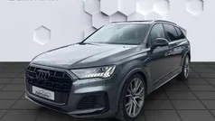 Grau Gebraucht 2021 Audi Q7 Competition SUV | 57.877 € (Superpreis)