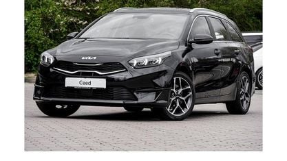 Używany Kia Ceed Spirit 159 KM (116 kW) 2022 Czarny Hatchback