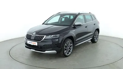 Schwarz Gebraucht 2019 Skoda Karoq Scout 4x4 SUV | 22.770 € (Fairer Preis)