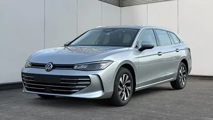 Oyster silver metallic/silber Neu 2025 VW Passat Business Kombi | 44.440 € (Guter Preis)