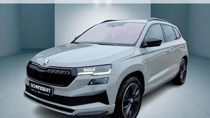 Usata Skoda Karoq SportLine 150 CV (110 kW) 2023 Grigio SUV