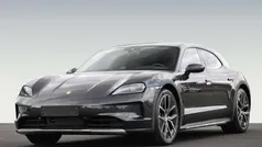 Grau Gebraucht 2025 Porsche Taycan Cross Turismo Limousine | 115.930 € (Superpreis)