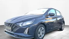 Grau Gebraucht 2025 Hyundai i20 Select Limousine | 18.488 € (Guter Preis)