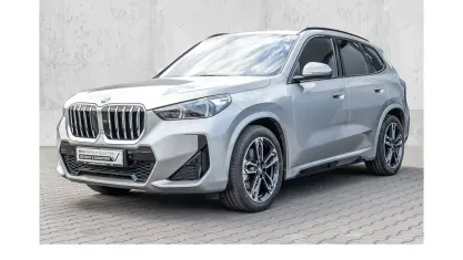 Gebraucht BMW X1 M Sport 197 PS (144 kW) 2025 Spacesilber metallic SUV