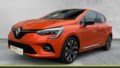 Orange Gebraucht 2021 Renault Clio V Bose Edition Kleinwagen | 13.490 € (Fairer Preis)