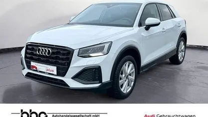 Gebraucht Audi Q2 Comfort 110 PS (80 kW) 2023 Weiß SUV