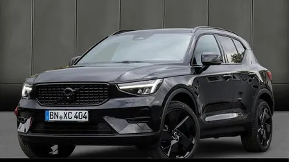 Gebraucht 2025 Volvo XC40 Plus SUV | 39.440 € (Fairer Preis)