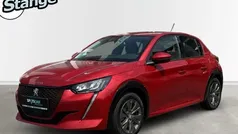 Rot Gebraucht 2022 Peugeot e-208 Allure Kleinwagen | 17.590 € (Fairer Preis)