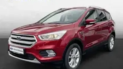 Begagnad Ford Kuga Titanium 150 HK (110 kW) 2019 Röd SUV