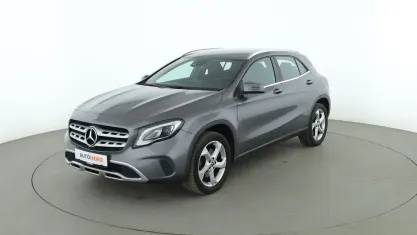 Gebraucht Mercedes GLA220 Urban 184 PS (135 kW) 2020 Grau SUV