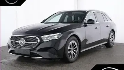 Gebraucht Mercedes E220 Avantgarde 197 PS (144 kW) 2025 Schwarz Limousine