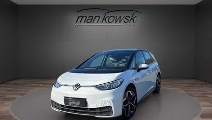 Gebraucht VW ID.3 Pro 106 kW (145 PS) 2022 Weiss Kleinwagen