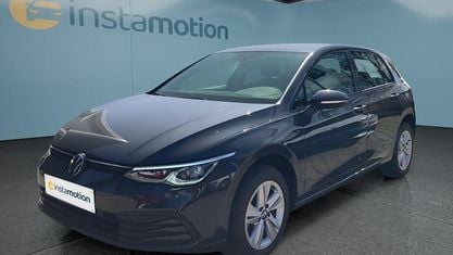 Gebraucht VW Golf VIII 131 PS (96 kW) 2023 Grau Kleinwagen
