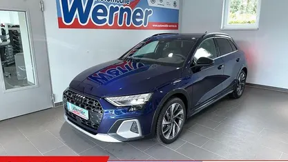 Blau Gebraucht 2024 Audi A3 S-Line Limousine | 35.380 € (Fairer Preis)