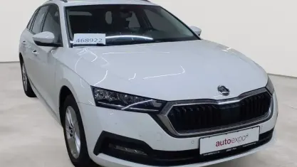 Gebraucht Skoda Octavia Ambition 150 PS (110 kW) 2023 Candyweiß uni Kombi