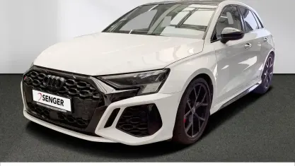 Gebraucht Audi RS3 Sportback 400 PS (294 kW) 2023 Weiß Kleinwagen