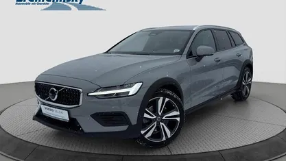 Gebraucht Volvo V60 Plus 197 PS (144 kW) 2024 Kombi