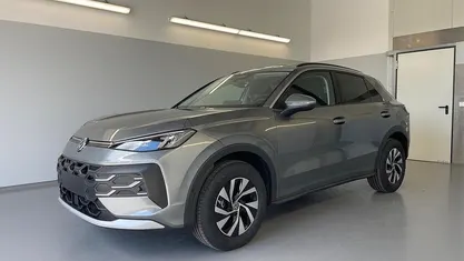 Novo VW T-Roc Life 150 HP (110 kW) 2026 Cinzento SUV