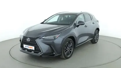 Gebraucht Lexus NX350h E-FOUR Luxury Line 243 PS (178 kW) 2024 Grau SUV