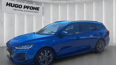 Blau Gebraucht 2024 Ford Focus ST-Line X Kombi | 26.740 € (Fairer Preis)