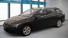 Gebraucht 2023 VW Golf VIII Life Kombi | 21.520 € (Fairer Preis)