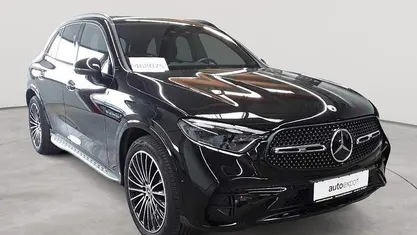 Second-hand Mercedes GLC300 Premium Plus 269 CP (197 kW) 2024 Negru SUV