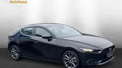 Gebraucht Mazda 3 Selection 122 PS (89 kW) 2021 Onyxschwarz Limousine