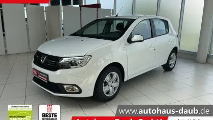 Gebraucht Dacia Sandero Comfort 73 PS (53 kW) 2020 Gletscherweiss Limousine
