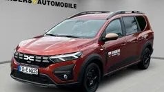 Braun Gebraucht 2024 Dacia Jogger Extreme Kombi | 23.280 € (Fairer Preis)
