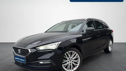 Mitternachtsschwarz Gebraucht 2021 Seat Leon XCELLENCE Kombi | 19.680 € (Fairer Preis)