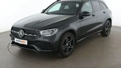 Gebraucht Mercedes GLC200 AMG line 211 PS (155 kW) 2020 Grau SUV