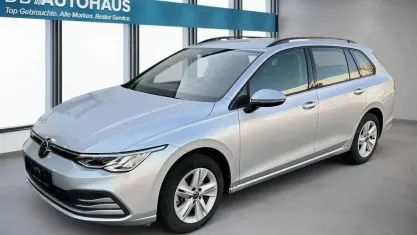 Gebraucht VW Golf VIII Life 116 PS (85 kW) 2023 Silber Kombi