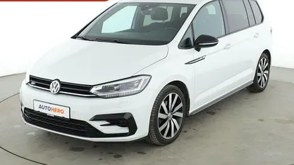 Gebraucht VW Touran Highline 150 PS (110 kW) 2019 Weiß Van / Kleinbus