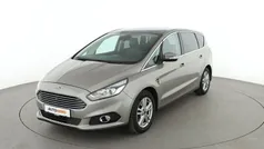 Grau Gebraucht 2016 Ford S-MAX Titanium Van / Kleinbus | 18.850 € (Etwas zu teuer)