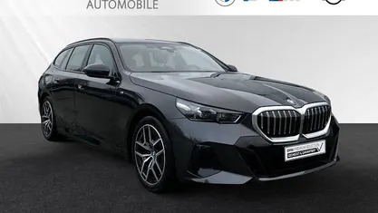 Gebraucht BMW 530e M Sport 299 PS (219 kW) 2024 Kombi