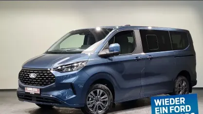 Ny Ford Tourneo Custom Titanium 170 HK (125 kW) 2026 Blå Van