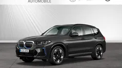Sophistograu brillanteffekt metallic Gebraucht 2024 BMW iX3 M Sport SUV | 50.490 € (Guter Preis)