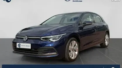 Gebraucht VW Golf VIII Style 150 PS (110 kW) 2022 Blau Limousine