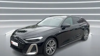 Gebraucht Audi A5 Edition .1 204 PS (150 kW) 2025 Mythosschwarz metallic Kombi