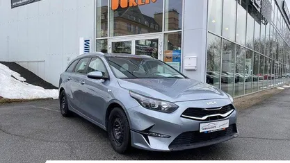 Gebraucht Kia Ceed Sportswagon Attract 99 PS (72 kW) 2022 Silber Kombi