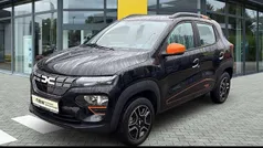 Magmaschwarz (schwarz) Gebraucht 2023 Dacia Spring Essentiel Kleinwagen | 13.950 € (Fairer Preis)