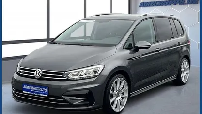 Gebraucht VW Touran Comfortline 150 PS (110 kW) 2019 Van / Kleinbus