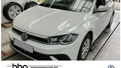 Weiß Gebraucht 2023 VW Polo Life Limousine | 15.830 € (Guter Preis)