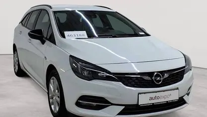 Schneeweiß Gebraucht 2021 Opel Astra Business Edition Kombi | 9.490 € (Fairer Preis)
