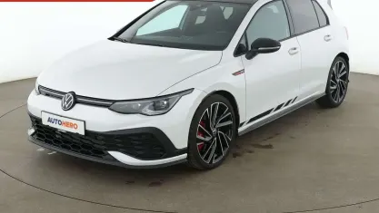 Gebraucht VW Golf VIII GTI Clubsport 301 PS (221 kW) 2024 Weiß Limousine