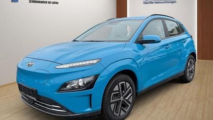 Usata Hyundai Kona Select 100 kW (136 CV) 2022 Blu SUV